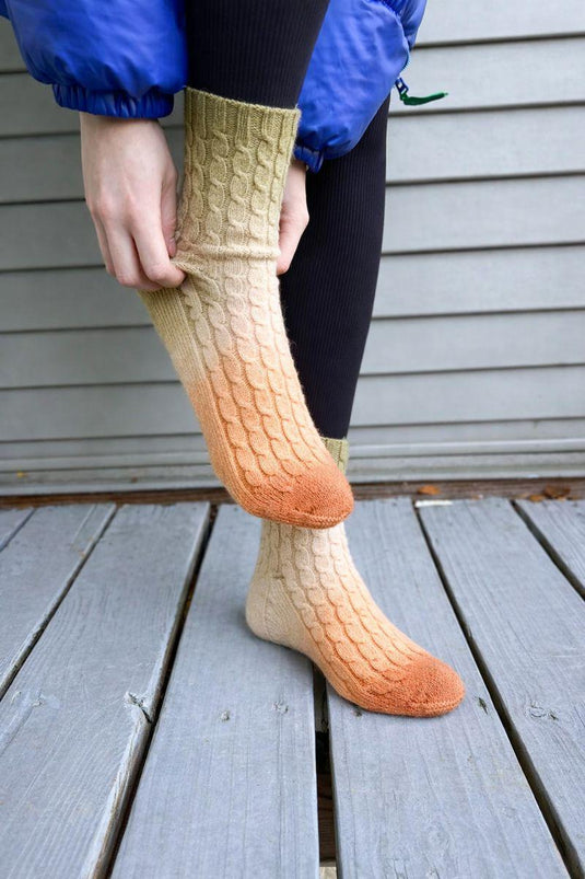 Wave Socks Knitting Pattern PDF | Beginner Cable Socks | German Short Row Heel | Hand Knit Socks Pattern