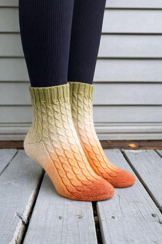 Wave Socks Knitting Pattern PDF | Beginner Cable Socks | German Short Row Heel | Hand Knit Socks Pattern